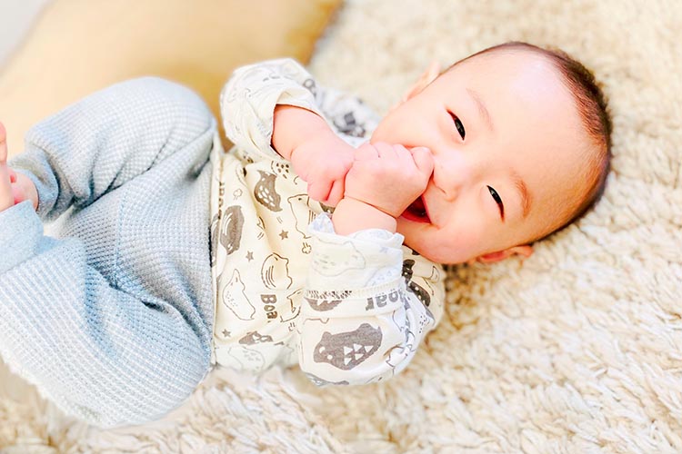 乳幼児健診イメージ写真